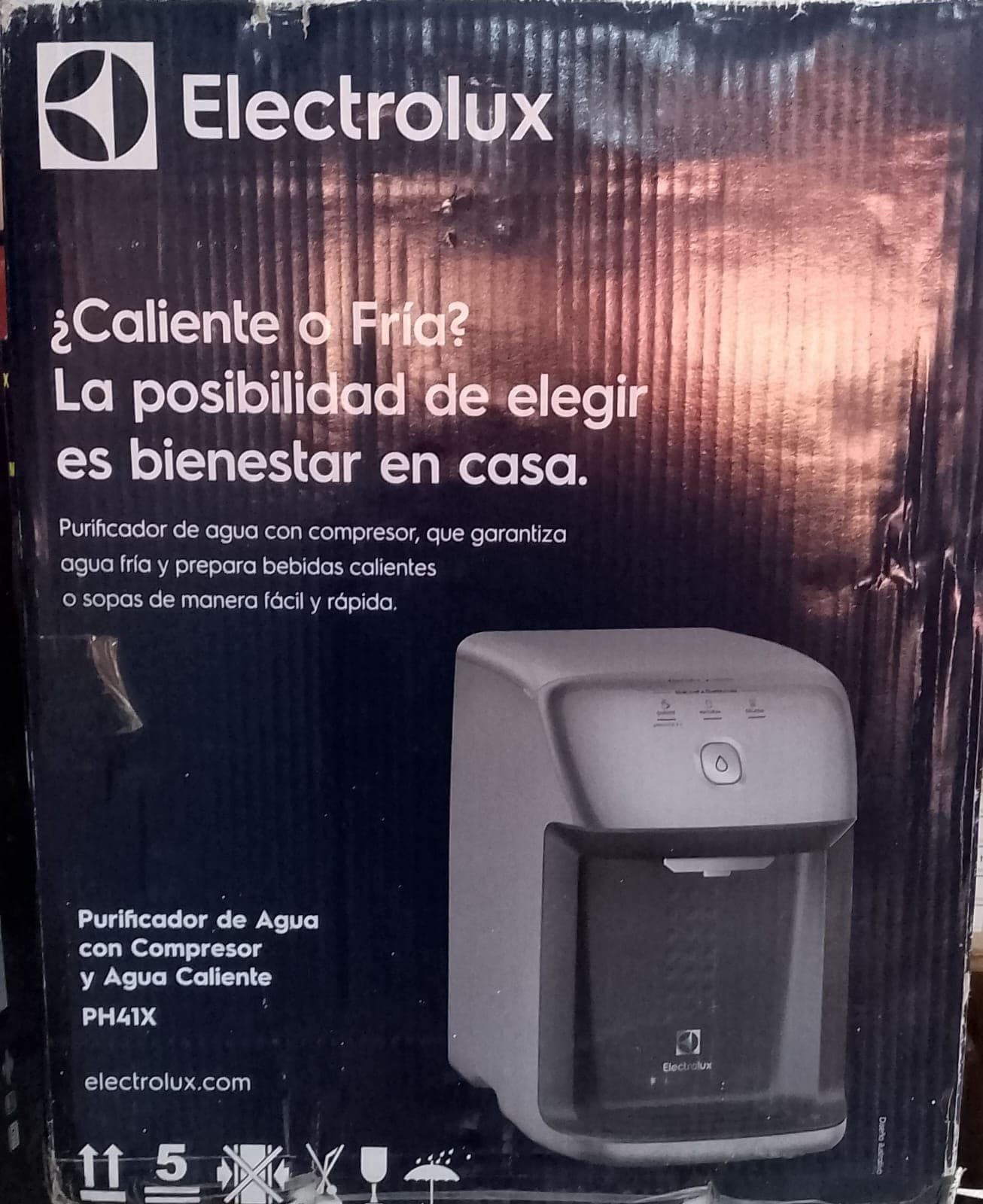 Purificador de Água Electrolux PH41 com Compressor e Água Quente