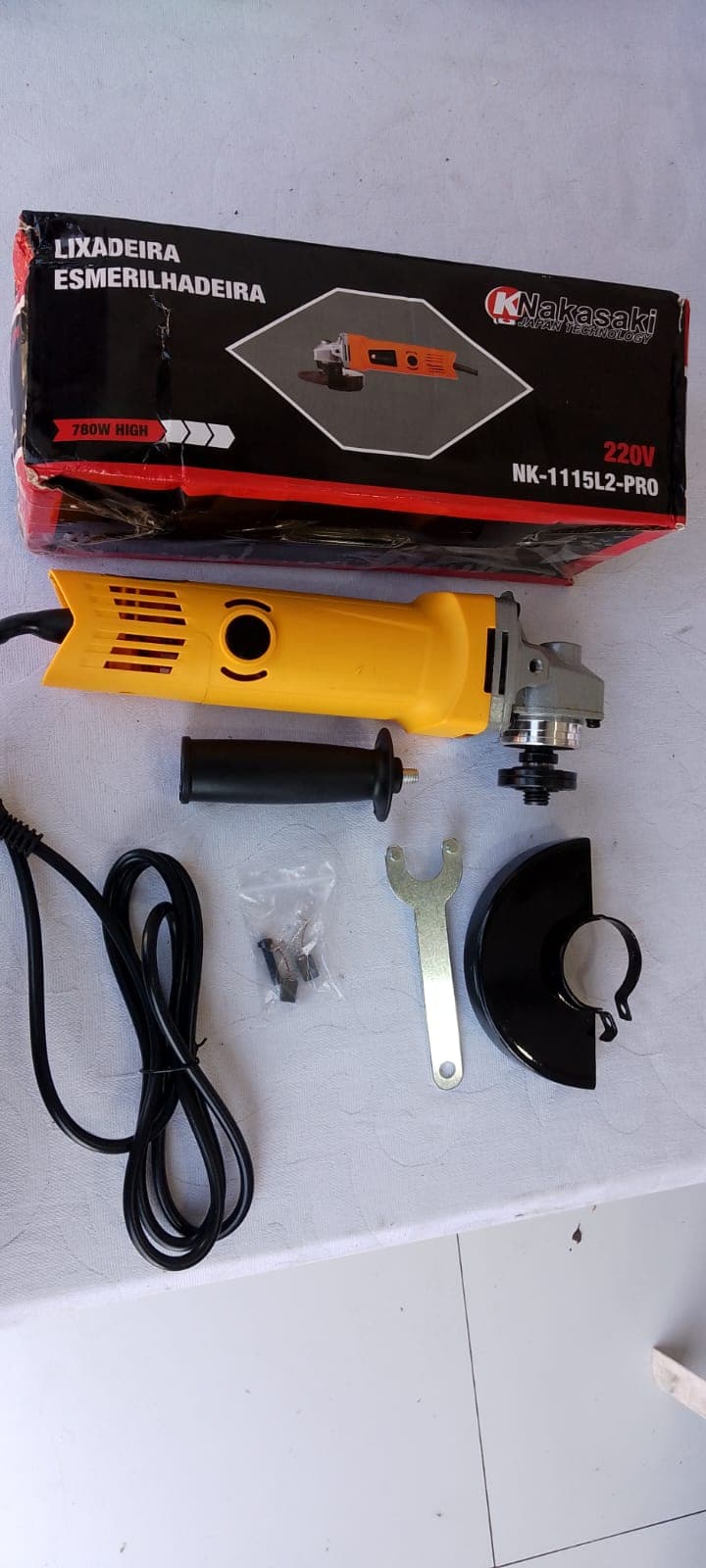 Esmerilhadeira angular Nakasaki NK-1115L2-PRO 780 W 220V