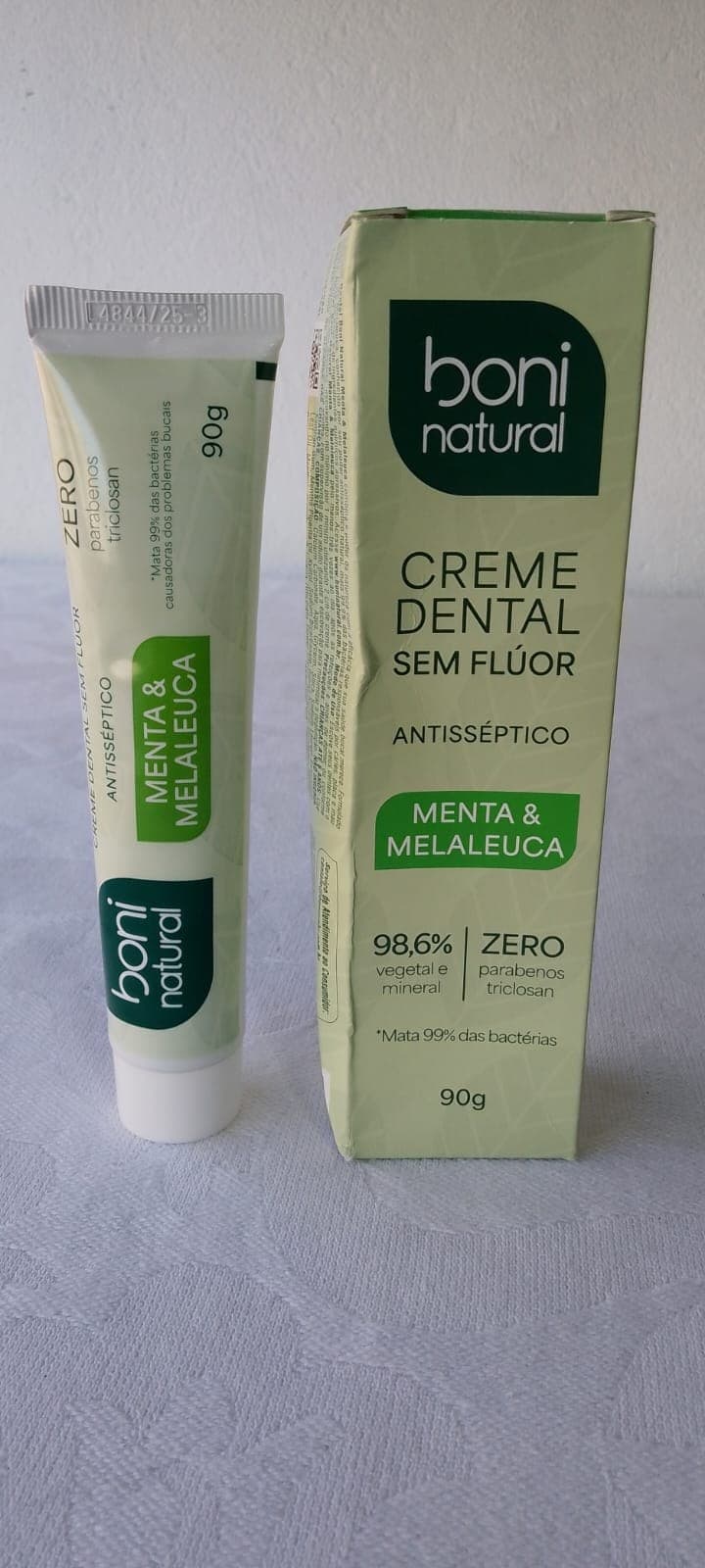 Creme Dental Boni Natural Sem Flúor Menta e Melaleuca 90g